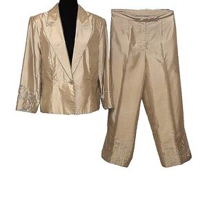 Sophisticated Vintage Embroidered Champagne Suit Blazer & Cropped Pants Size 14